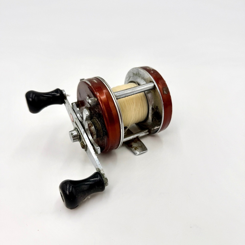 Abu Garcia Ambassadeur 5000 Red Baitcasting Fishing Reel Made in Sweden Vintage